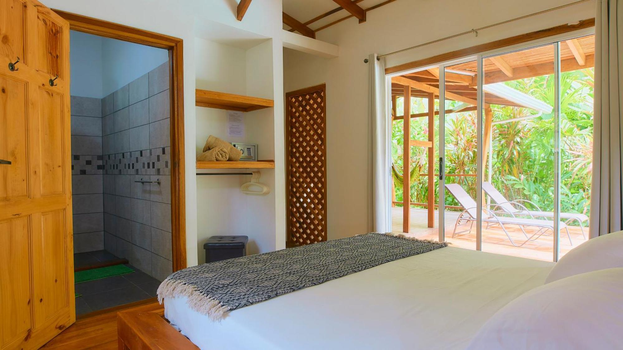 La Rana De Cahuita Villa Exterior photo