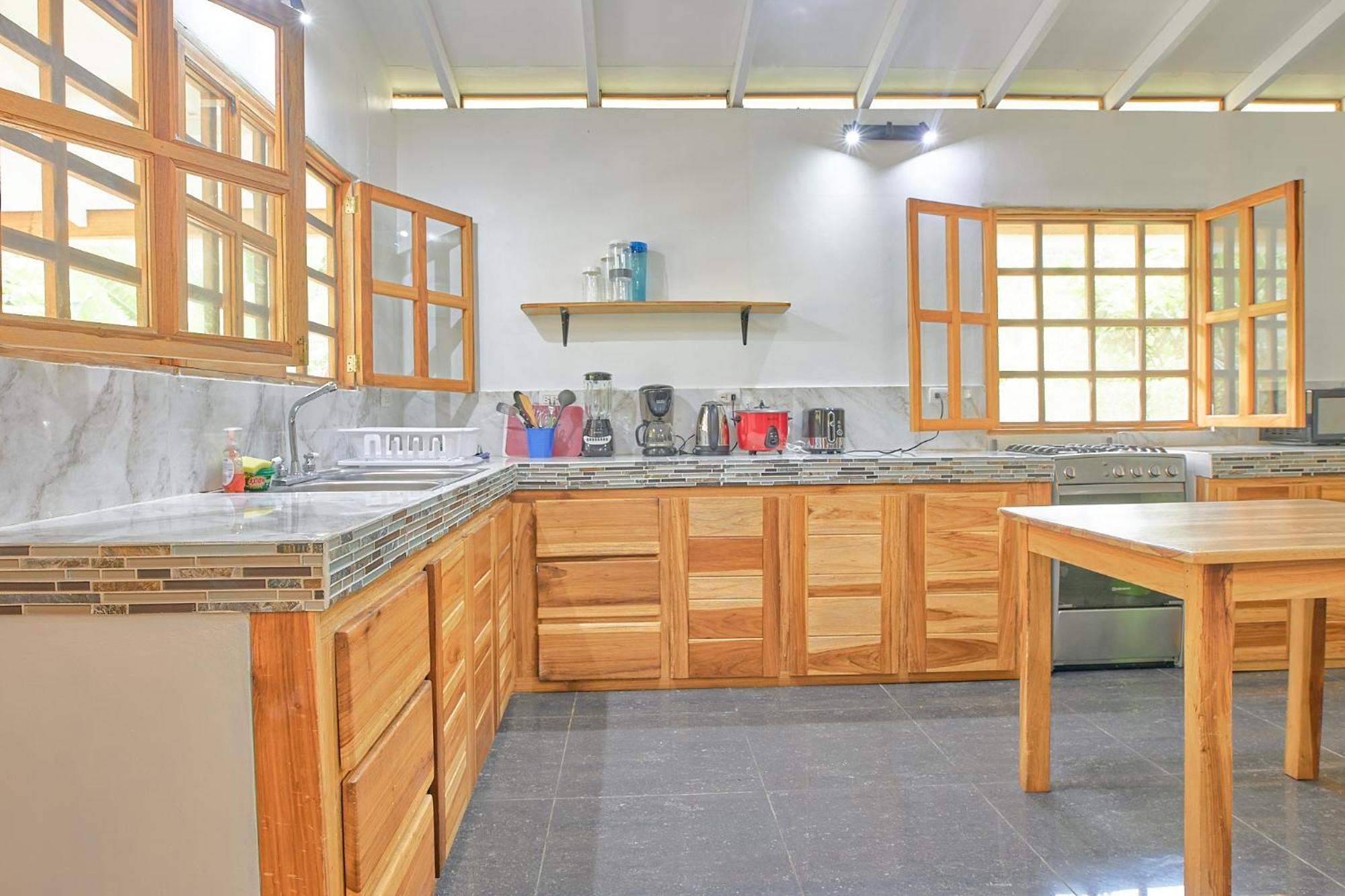 La Rana De Cahuita Villa Exterior photo